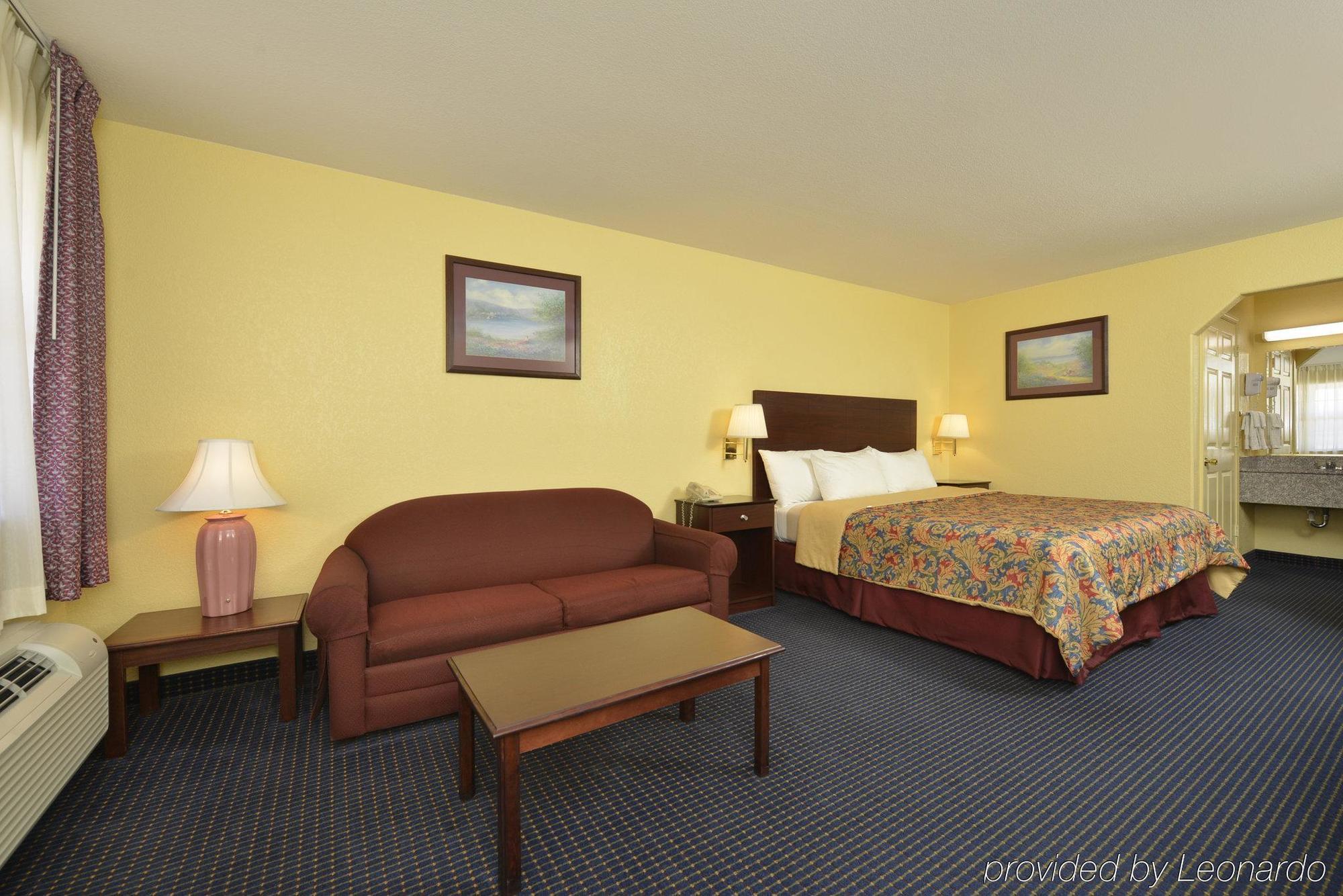 Days Inn Gun Barrel City Zimmer foto